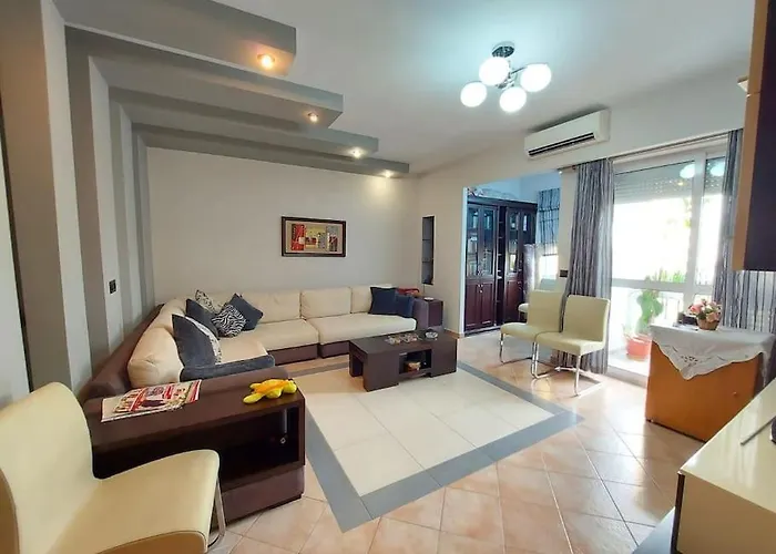 Cozy 1-bedroom Near The Center Of Tirana. Apartmán *
